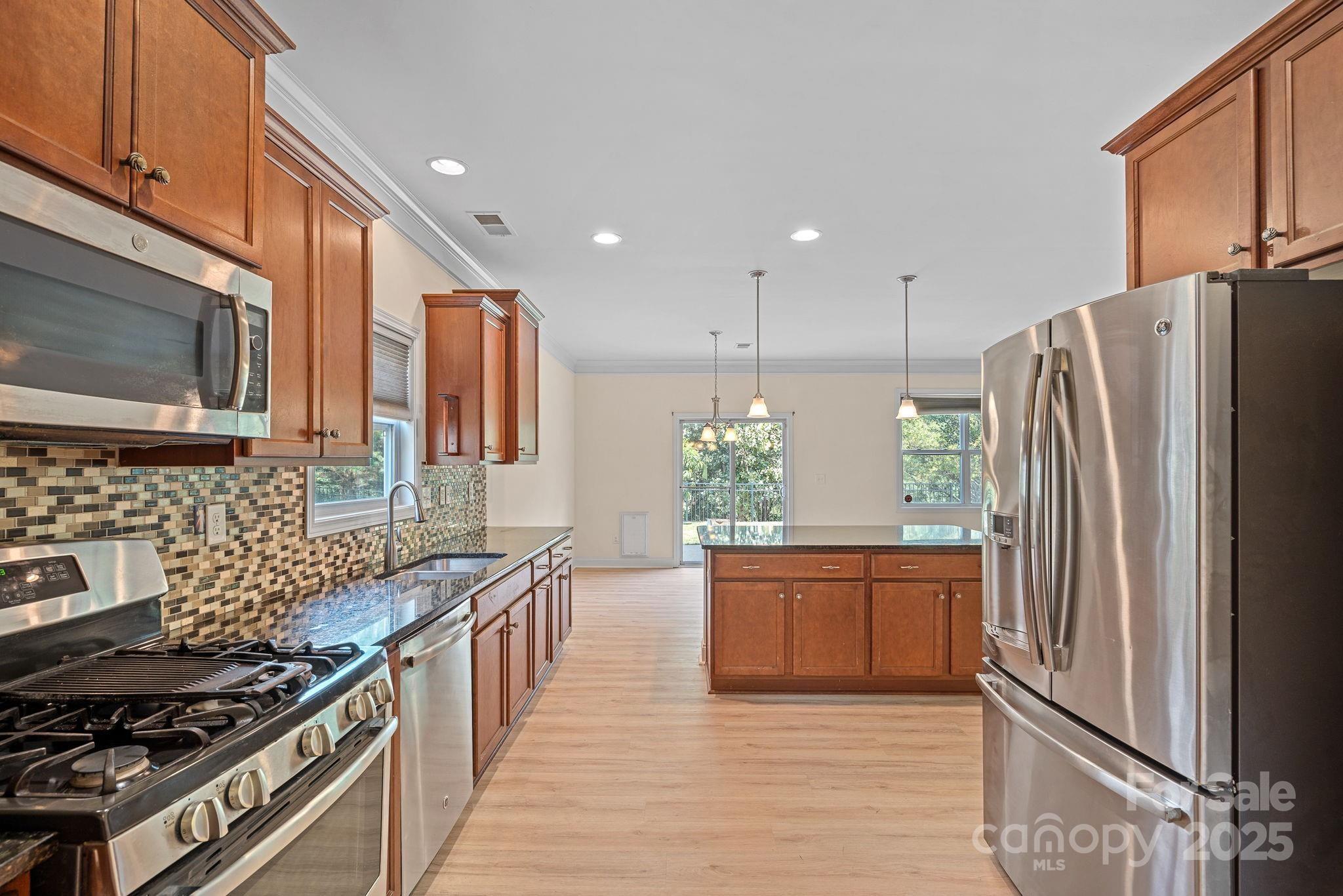 Lakebridge - Residential