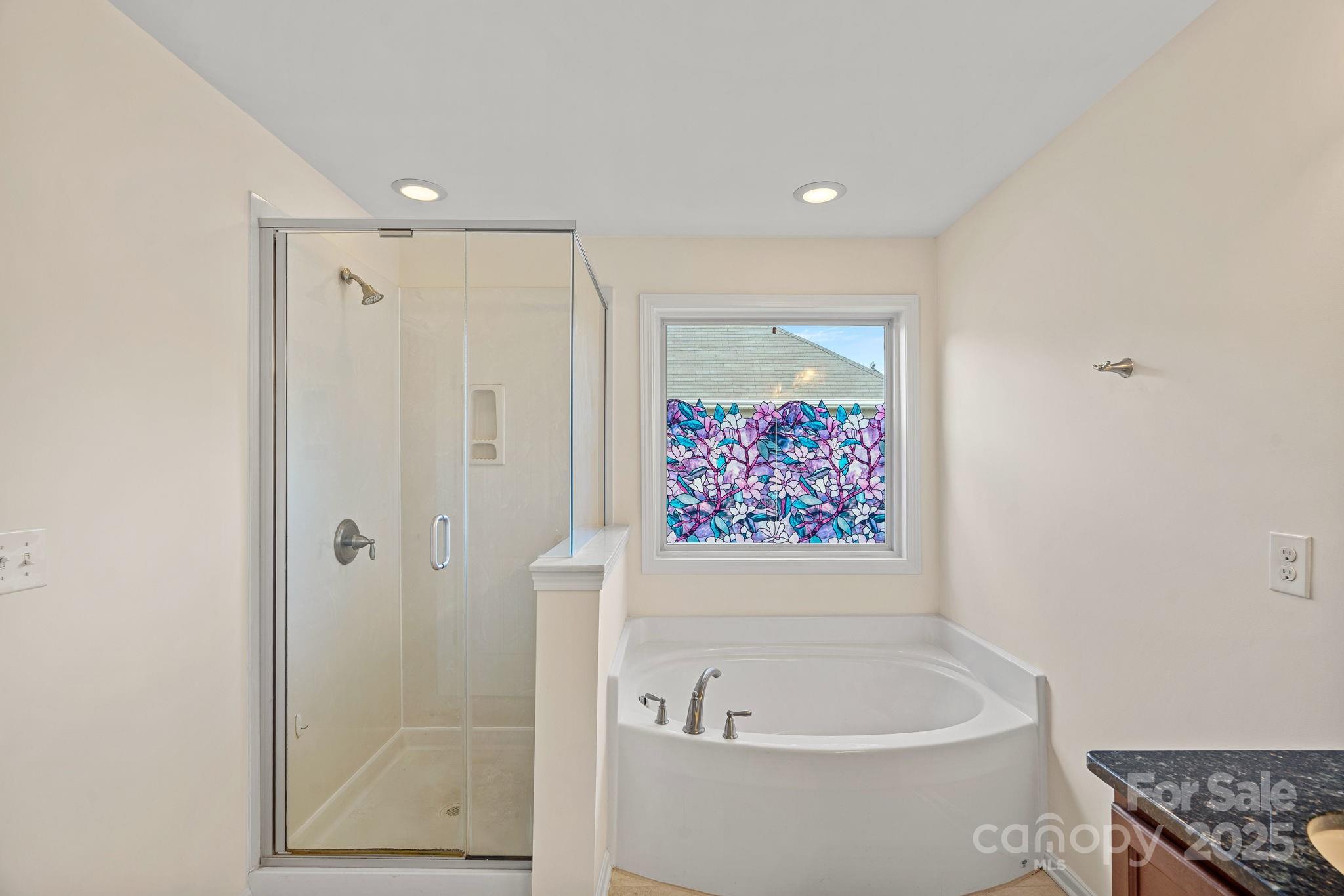 Lakebridge - Residential