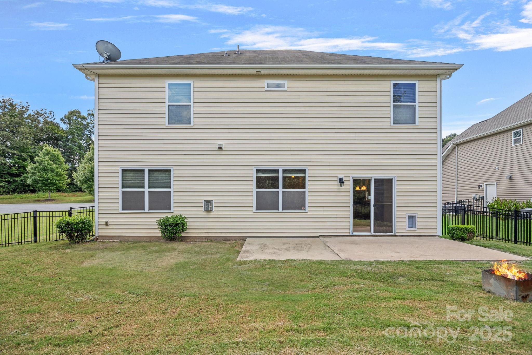 Lakebridge - Residential