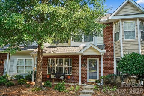 Photo of 605 Gelderland Drive, Matthews, NC 28104 (MLS # 4395993)