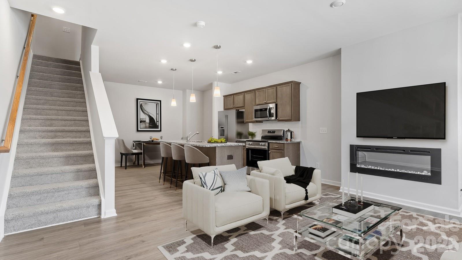 5843 Tuckaseegee Road 07