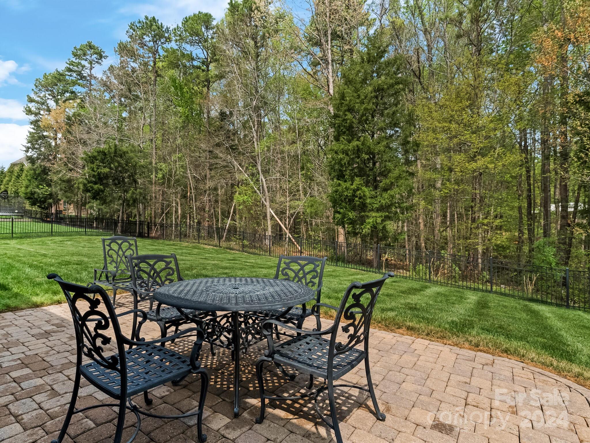 Barber Rock - Residential