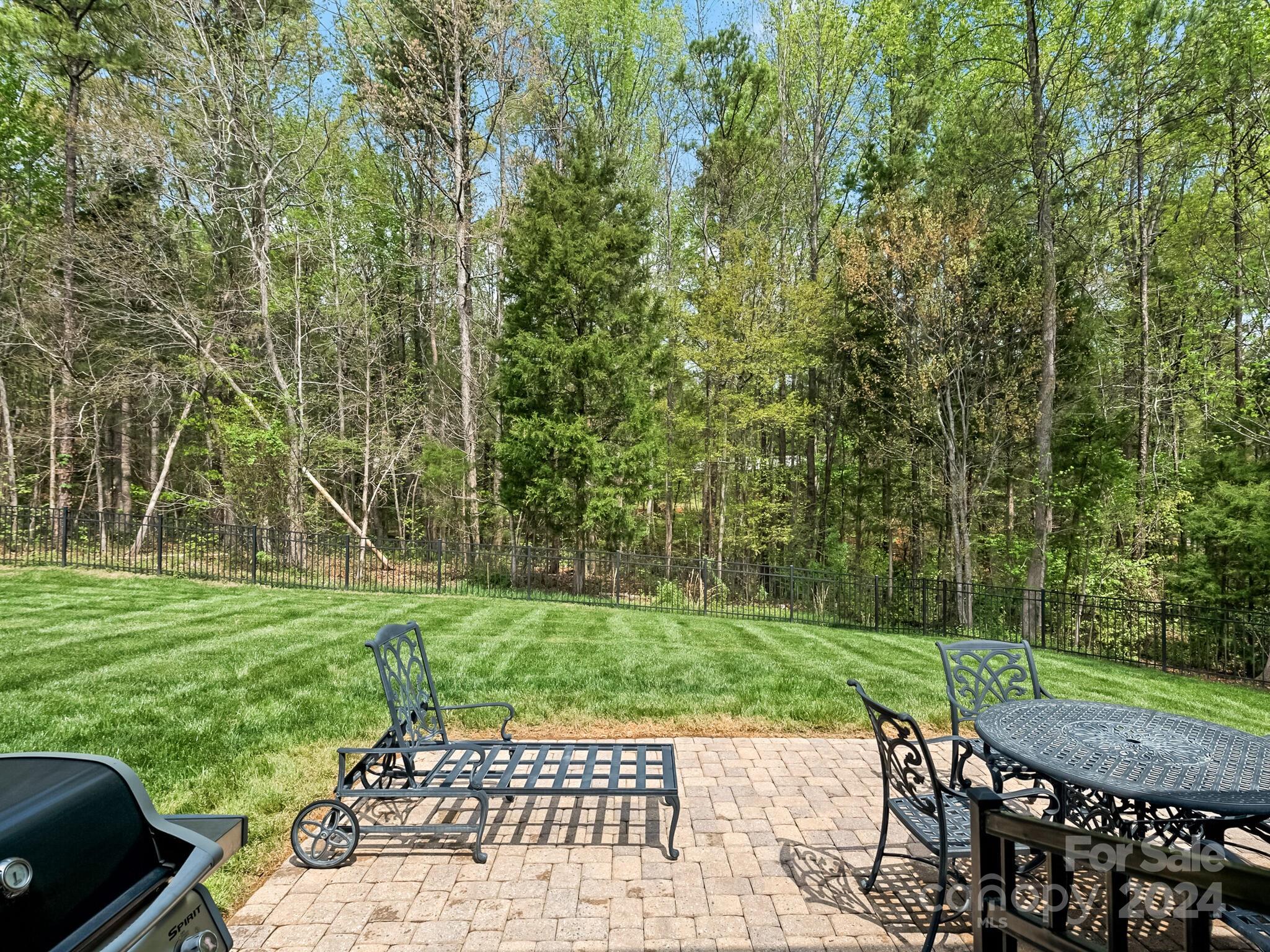 Barber Rock - Residential