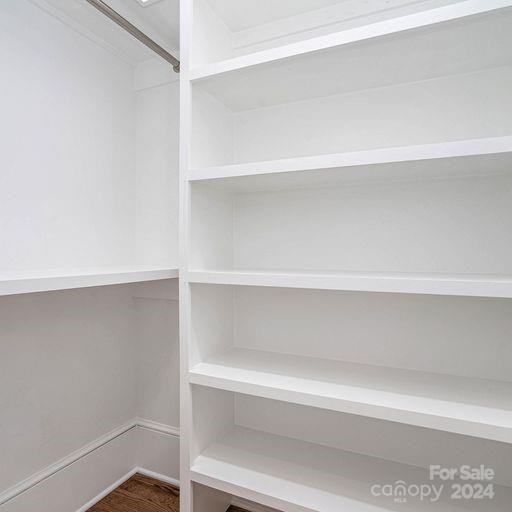 Seven Oaks - Residential