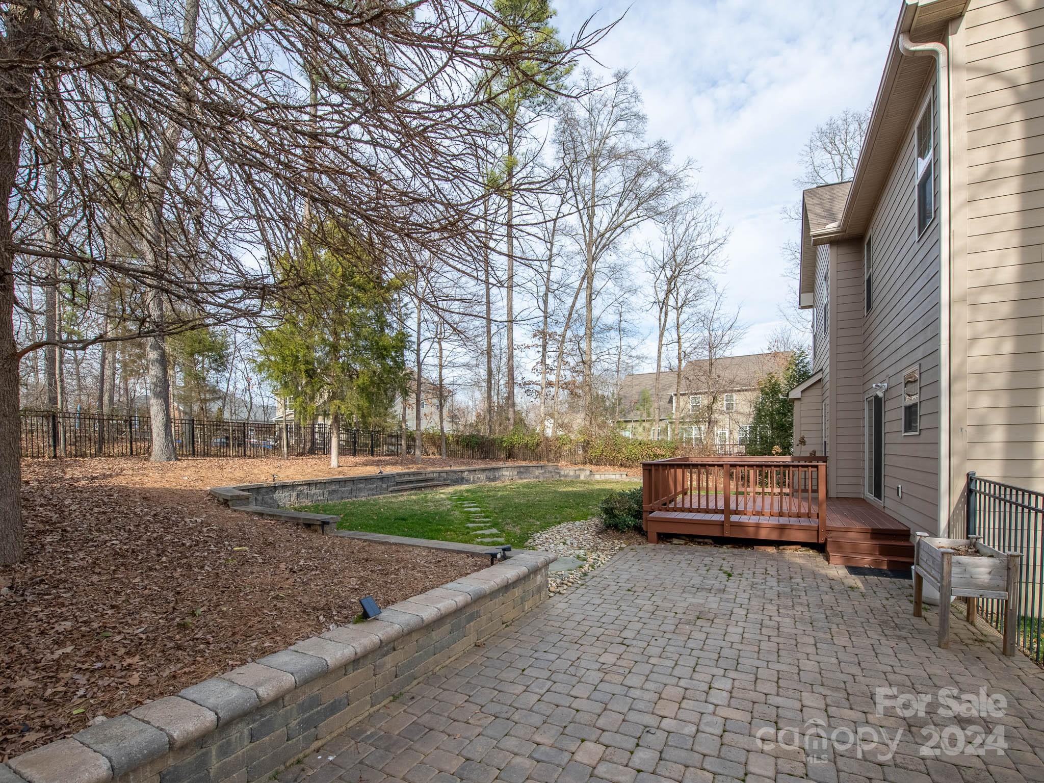 Latta Springs - Residential