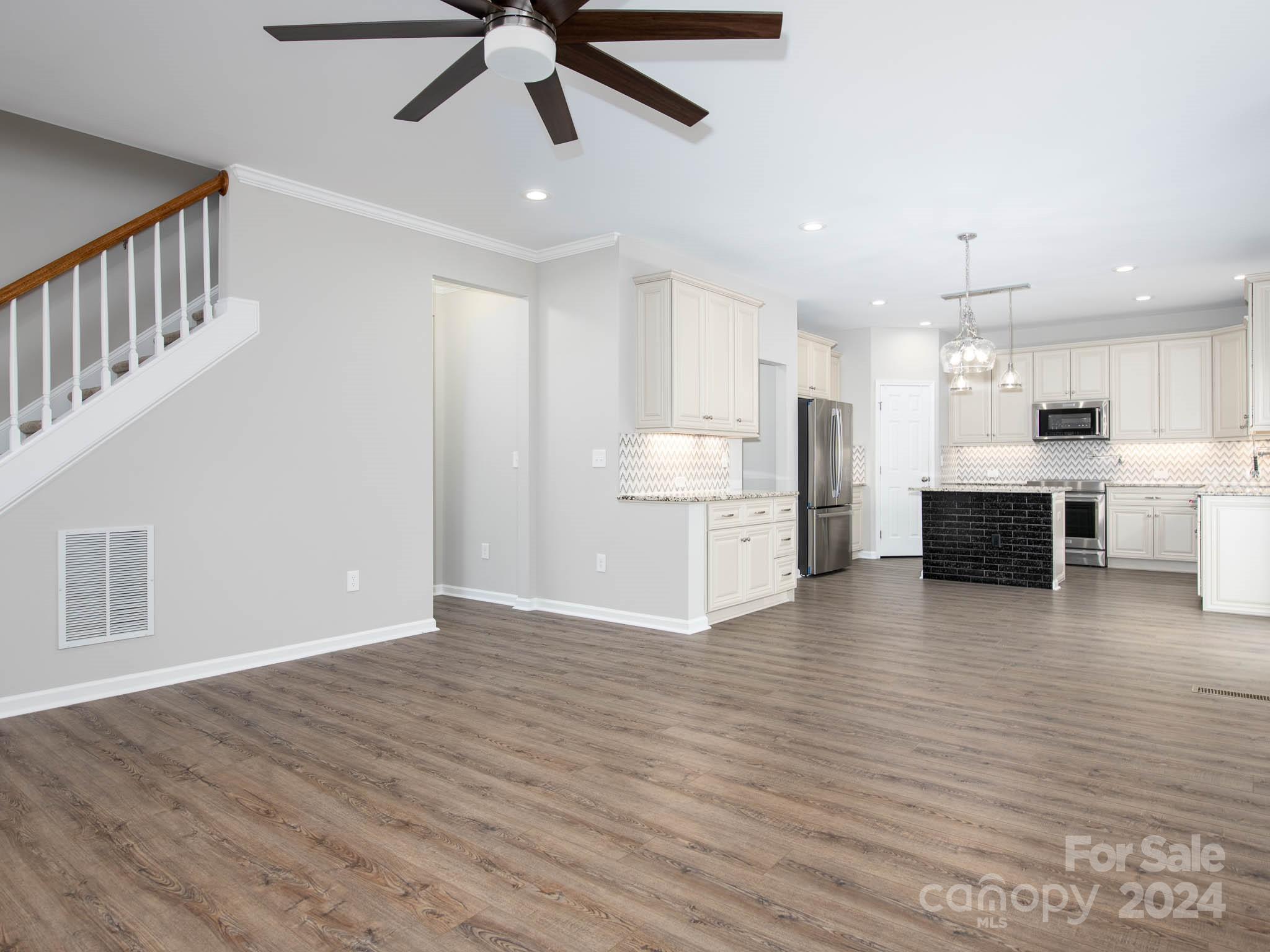 Latta Springs - Residential