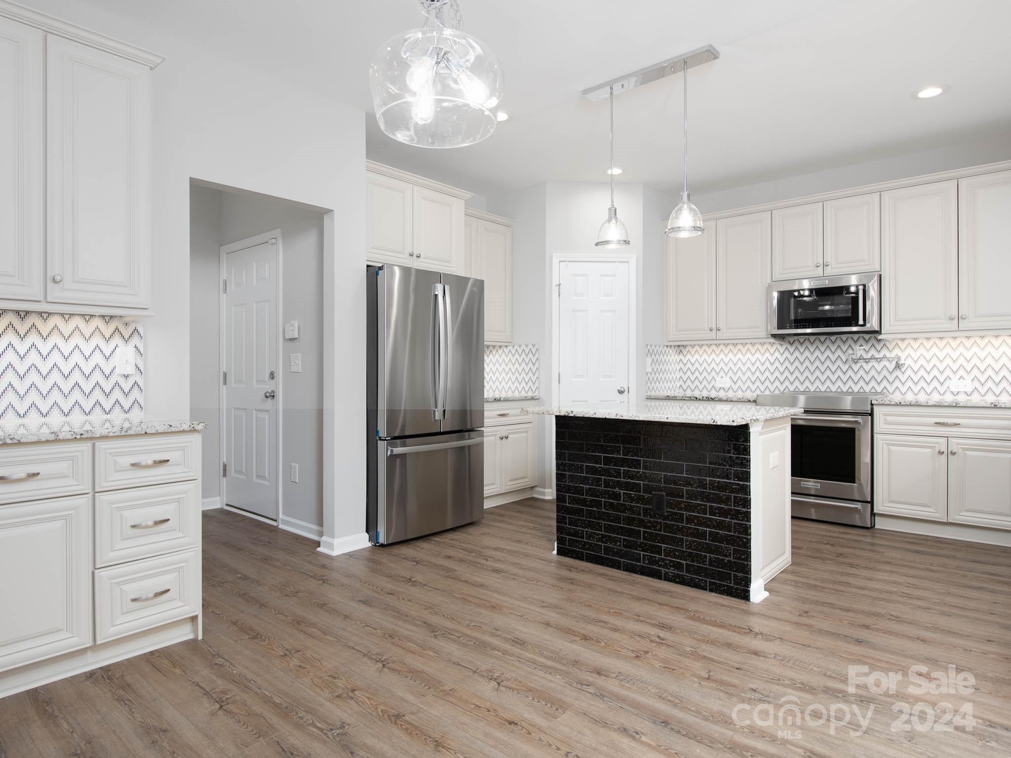 Latta Springs - Residential