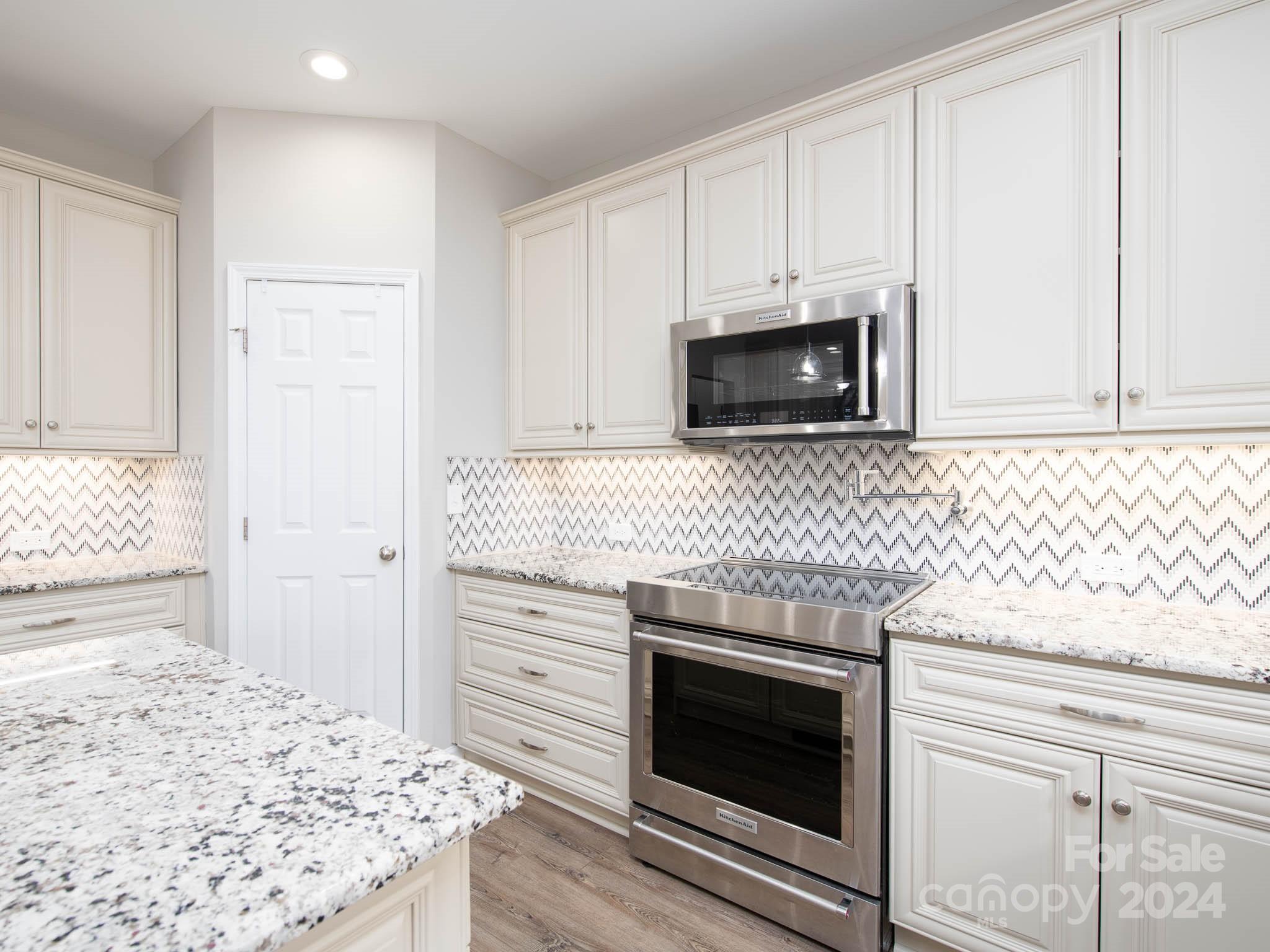 Latta Springs - Residential