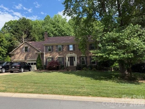 Photo of 7615 Quail Hill Road, Charlotte, NC 28210 (MLS # 4401701)