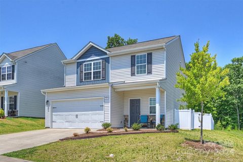Single Family Residence in Charlotte NC 4221 One Mile Way.jpg