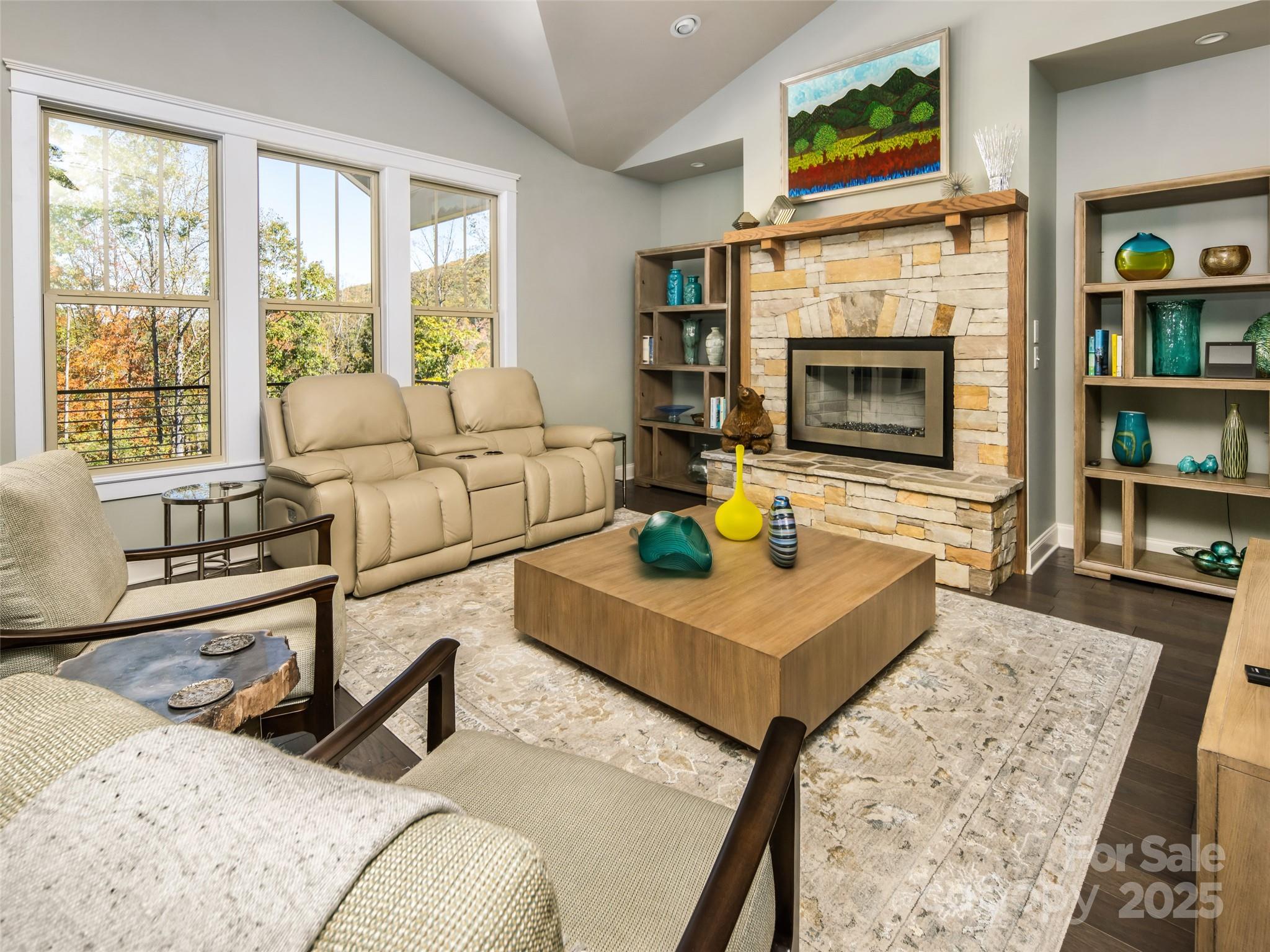 2 Spencer Ridge Court
