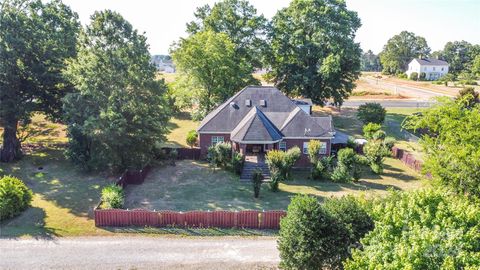 A home in Huntersville