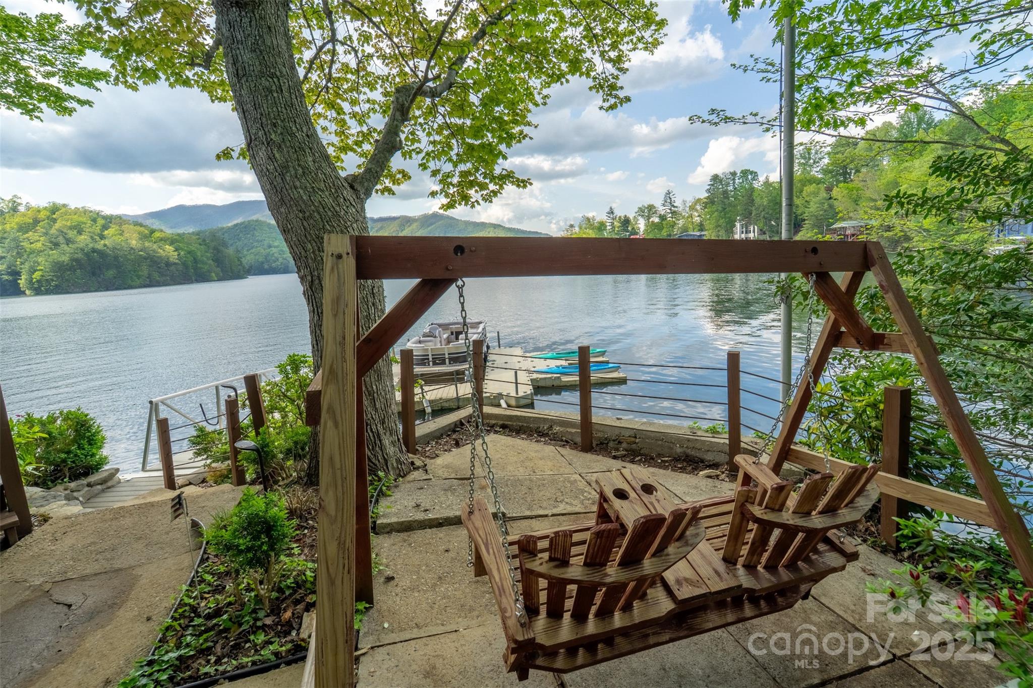 214 Sequoyah Trail
