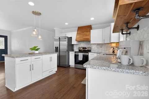 Photo of 123 Rowe Street, Gastonia, NC 28056 (MLS # 4361860)
