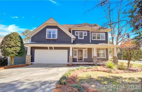 Photo of 21313 Island Forest Drive, Cornelius, NC 28031 (MLS # 4386103)