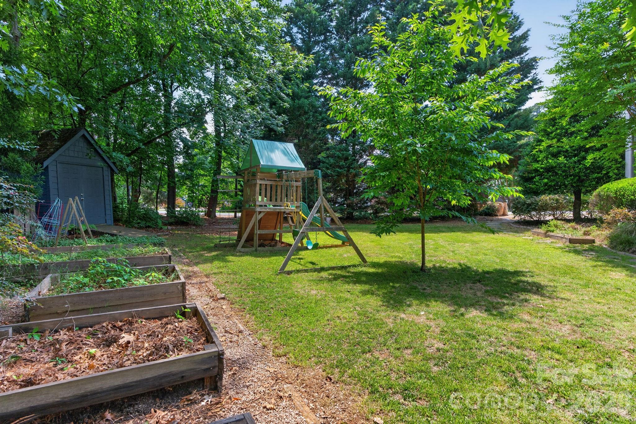 Island Forest - Residential