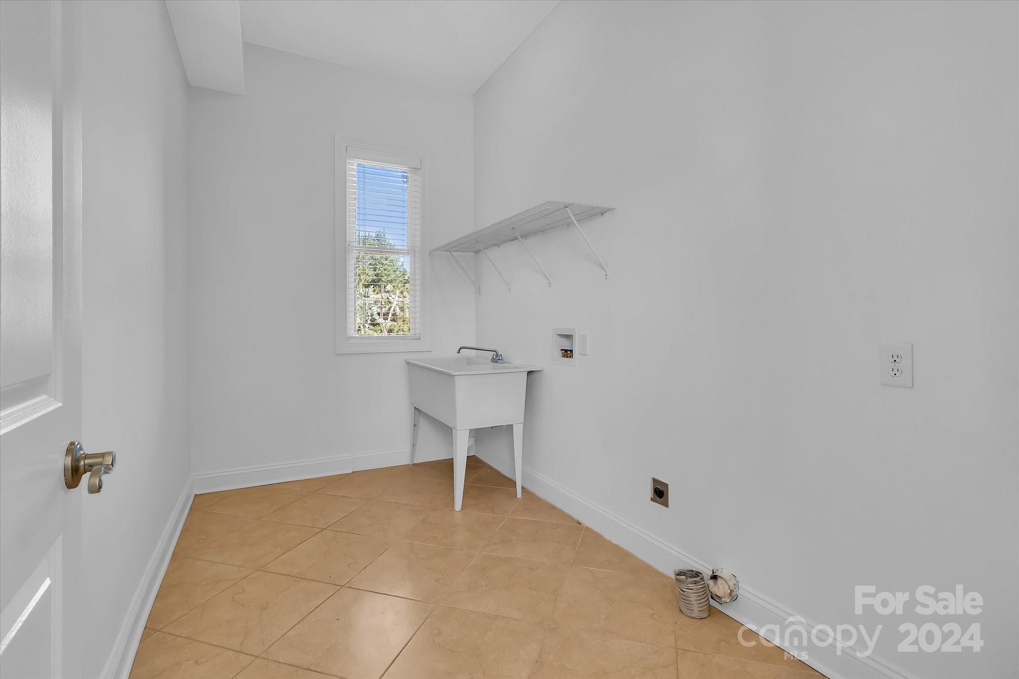 Estates At Windswept Cove - Residential