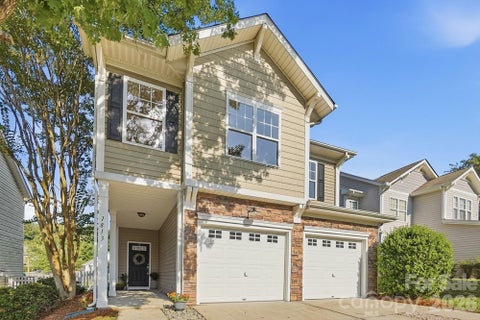 Photo of 1813 Crabapple Tree Lane, Charlotte, NC 28214 (MLS # 4422884)