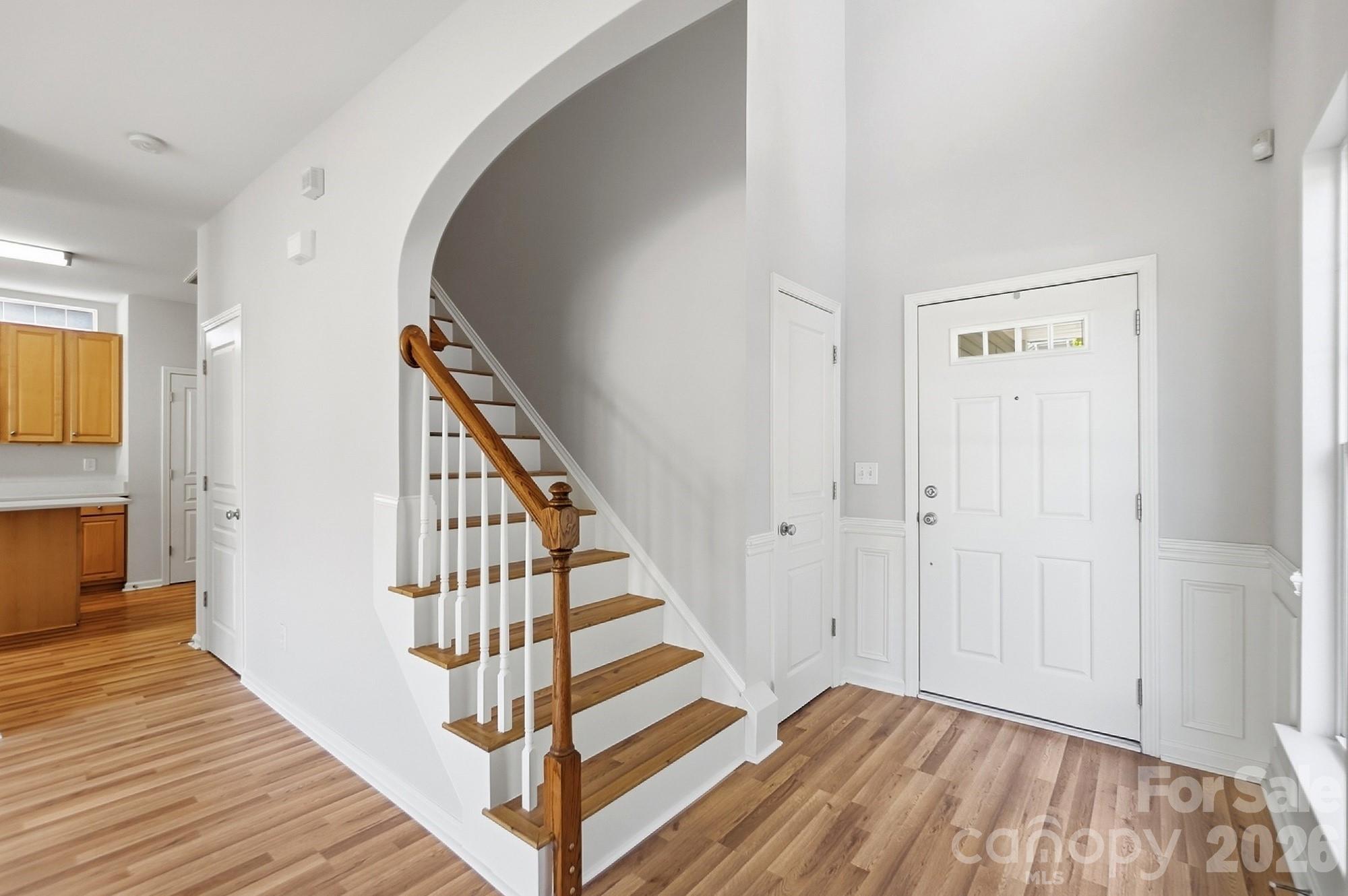 1813 Crabapple Tree Lane