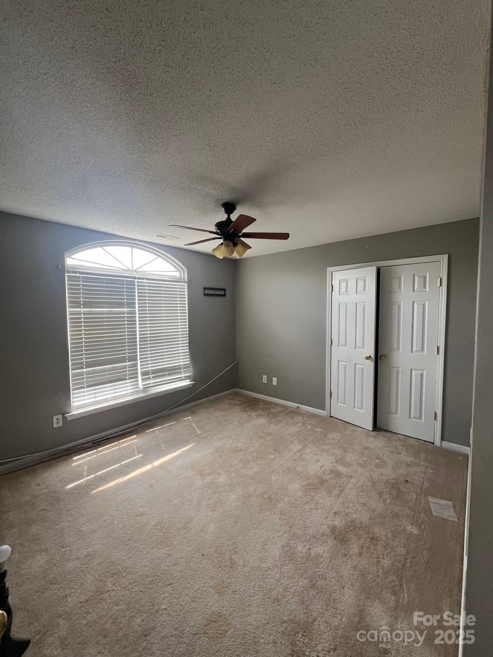 Lincolnton, North Carolina 28092, United States, 4 Bedrooms Bedrooms, ,3 BathroomsBathrooms,Residential,Active,1836