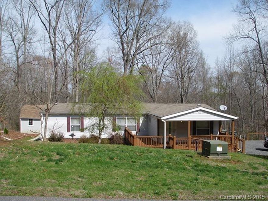 Nice quiet county living, very well maintained. 3bd, 2ba, kitchen appliances stay along with washer & dryer. Dining area open to rear deck, master bath has walk-in tub/shower & all bedrooms have walk - in closets. 12 X 24 outbuilding like new & all on 1.14 acre lot.