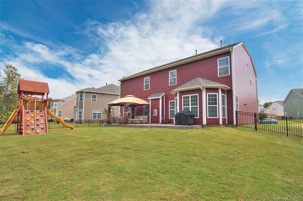 Hawks Creek - Residential