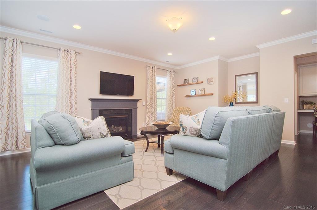 Hawks Creek - Residential