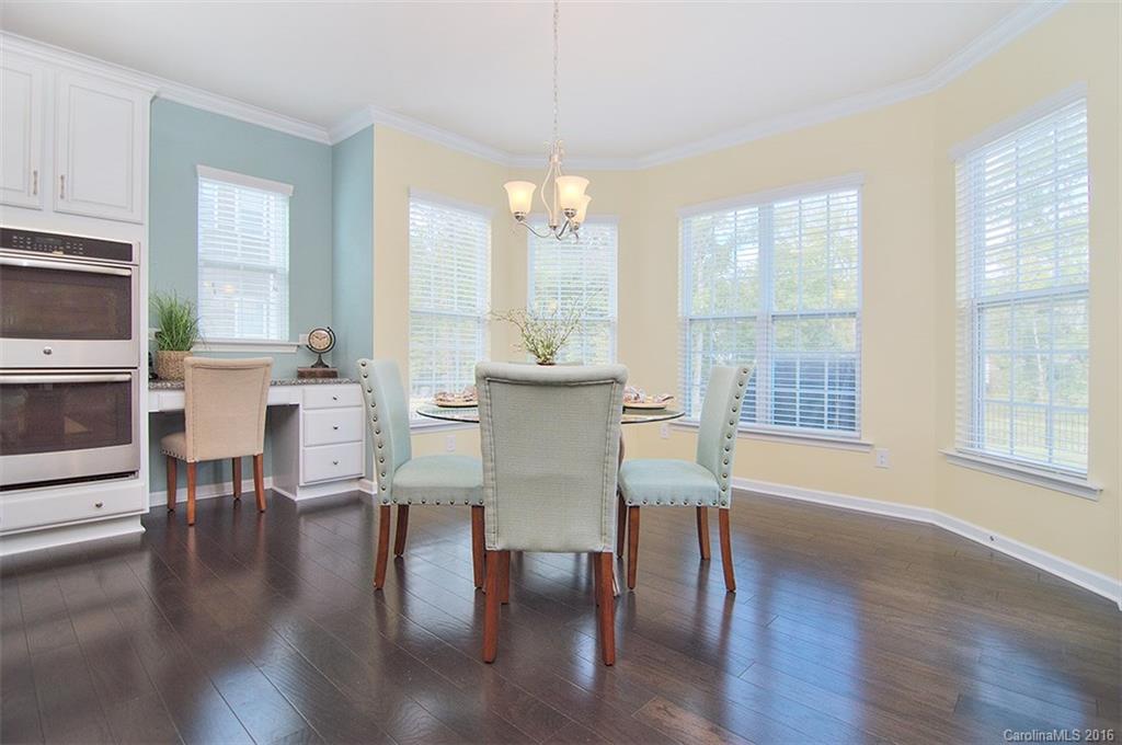 Hawks Creek - Residential