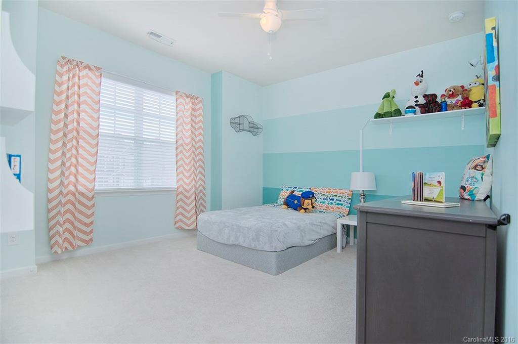 Hawks Creek - Residential