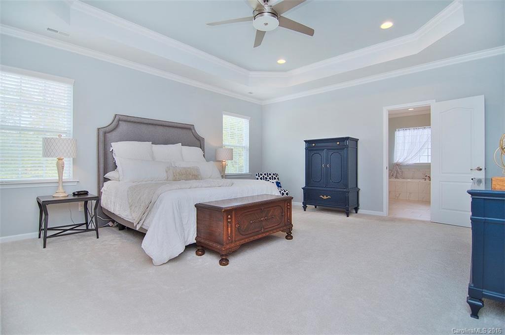 Hawks Creek - Residential