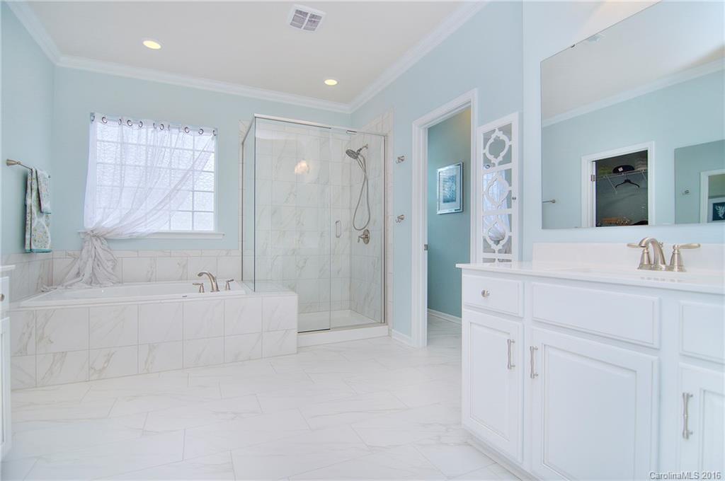 Hawks Creek - Residential