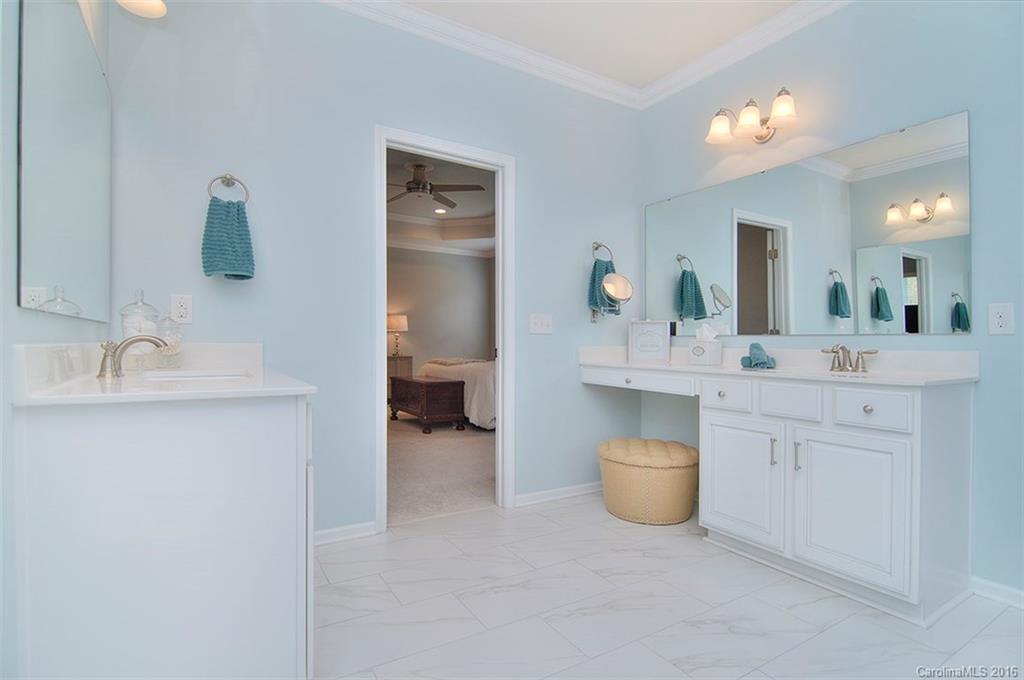 Hawks Creek - Residential