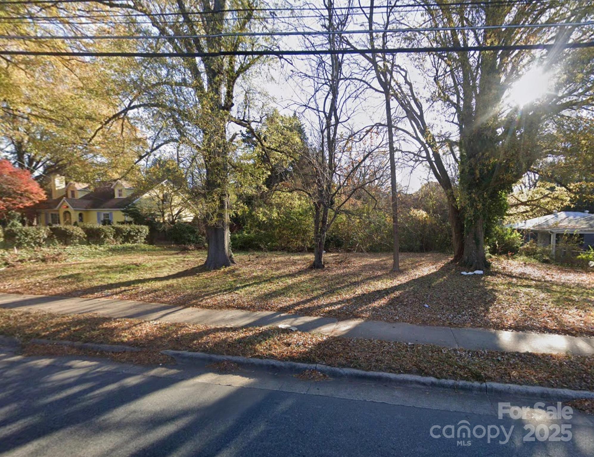 2439 Eastway Drive