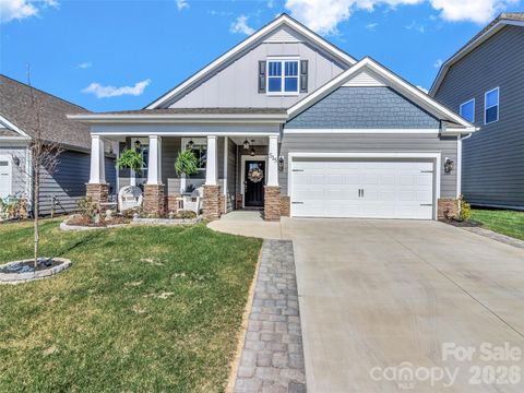 515 Fox Cove Road Hendersonville NC 28792