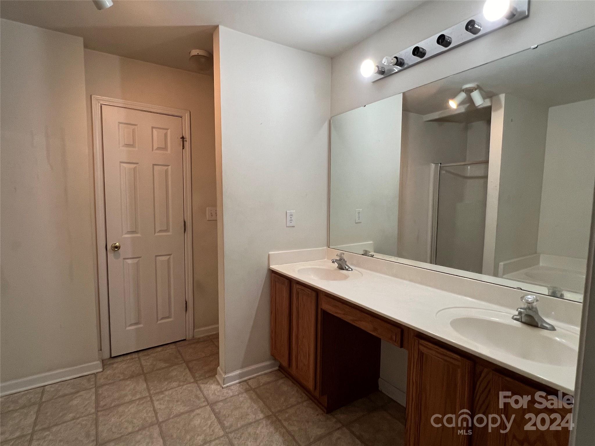 Abbotts Glen - Residential