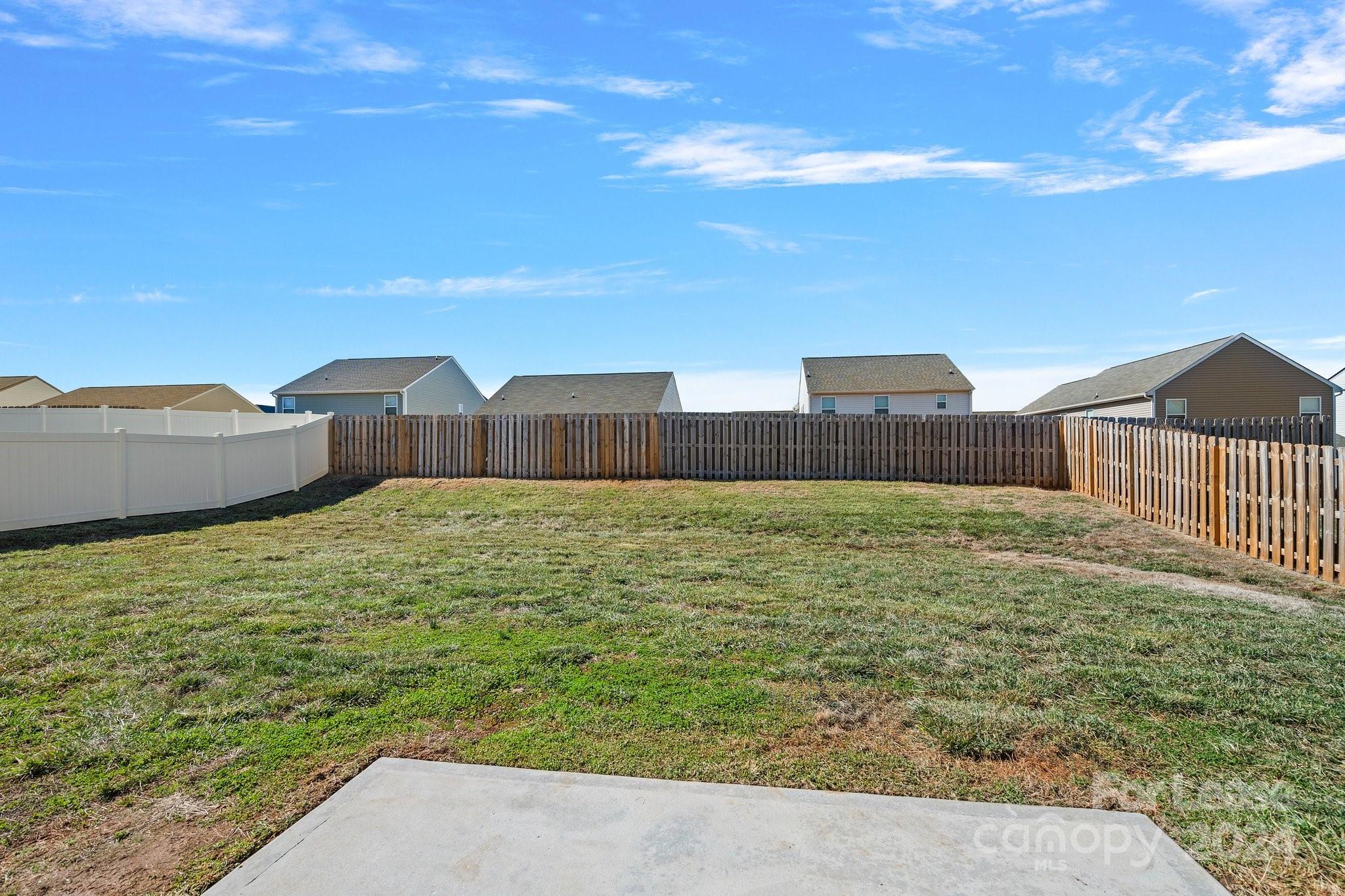 Hidden Lakes - Residential Lease