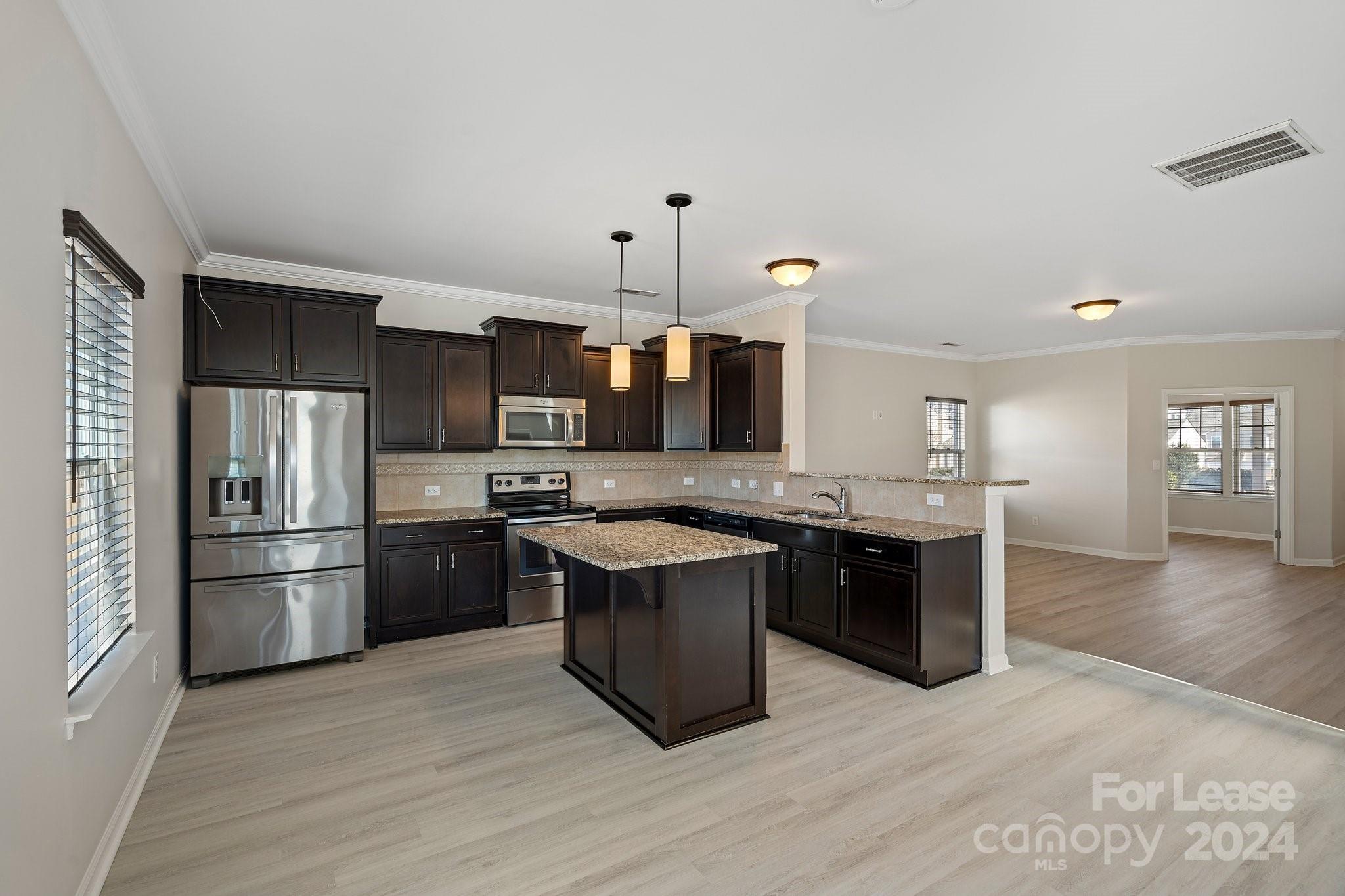 Hidden Lakes - Residential Lease