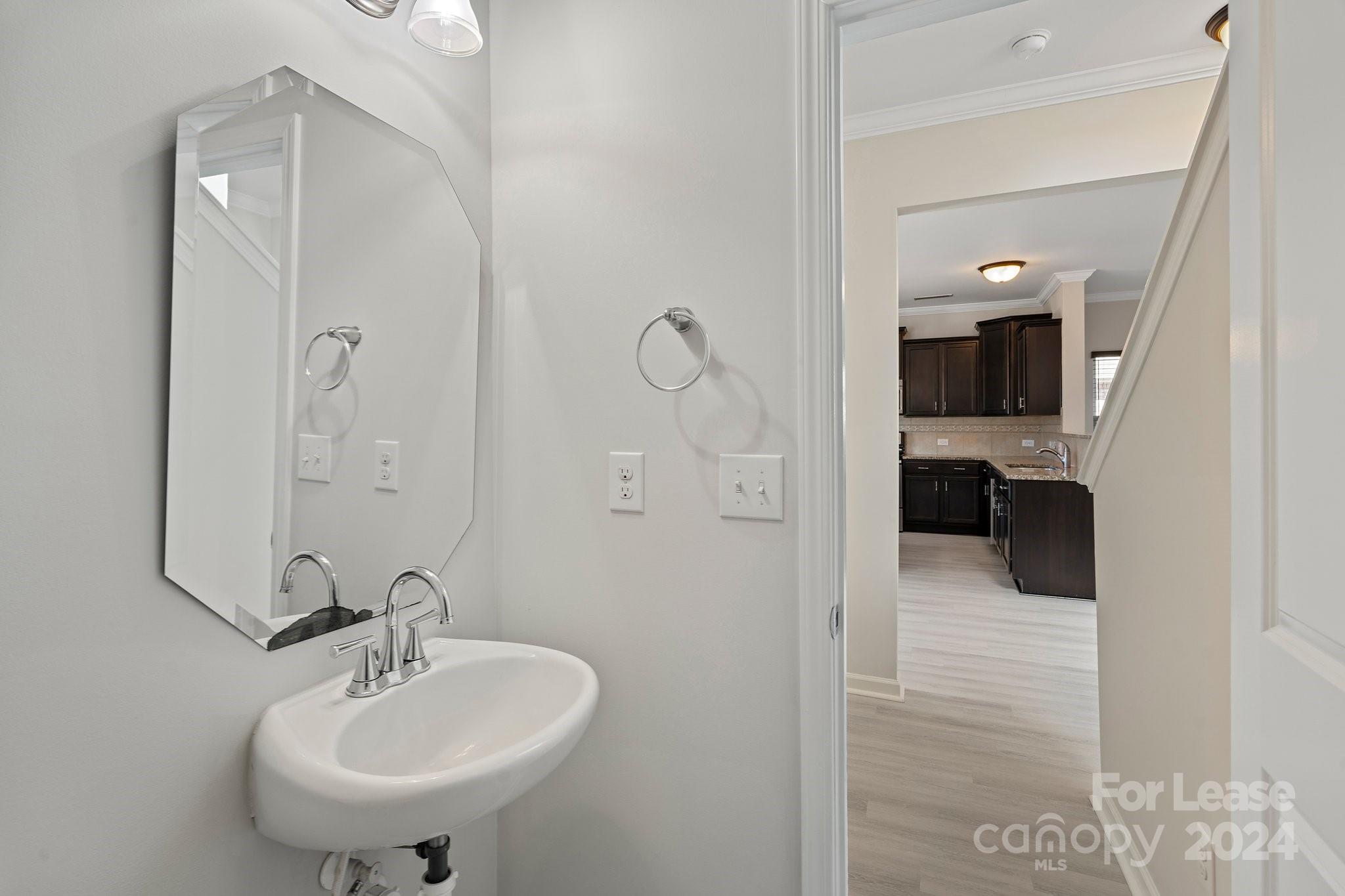 Hidden Lakes - Residential Lease