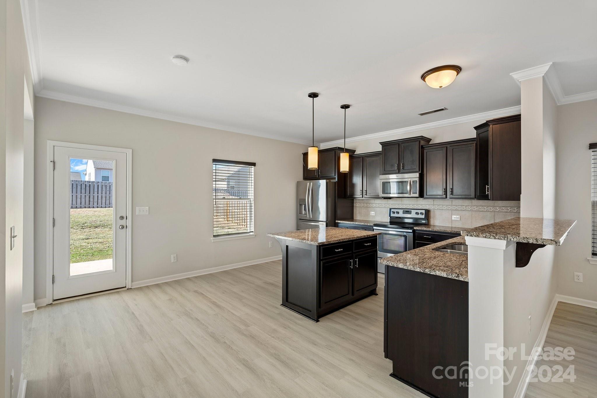 Hidden Lakes - Residential Lease