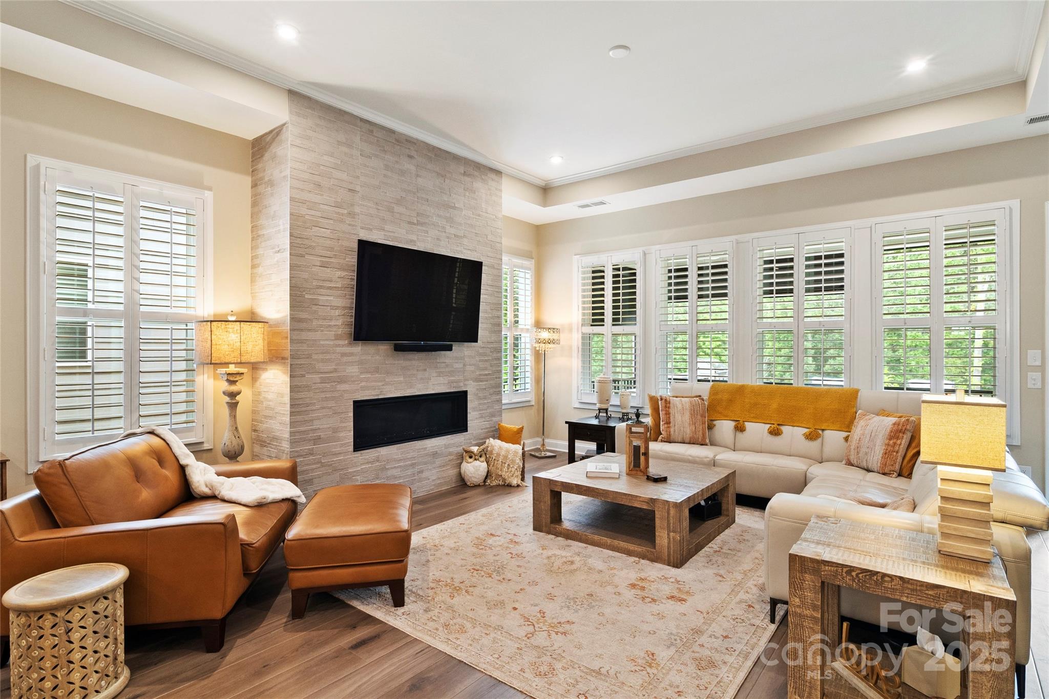 1018 Lake Como Drive