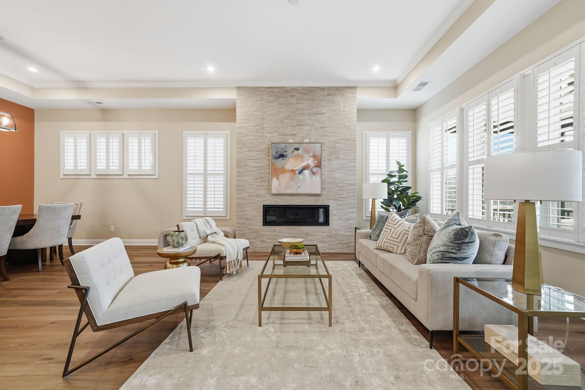 1018 Lake Como Drive