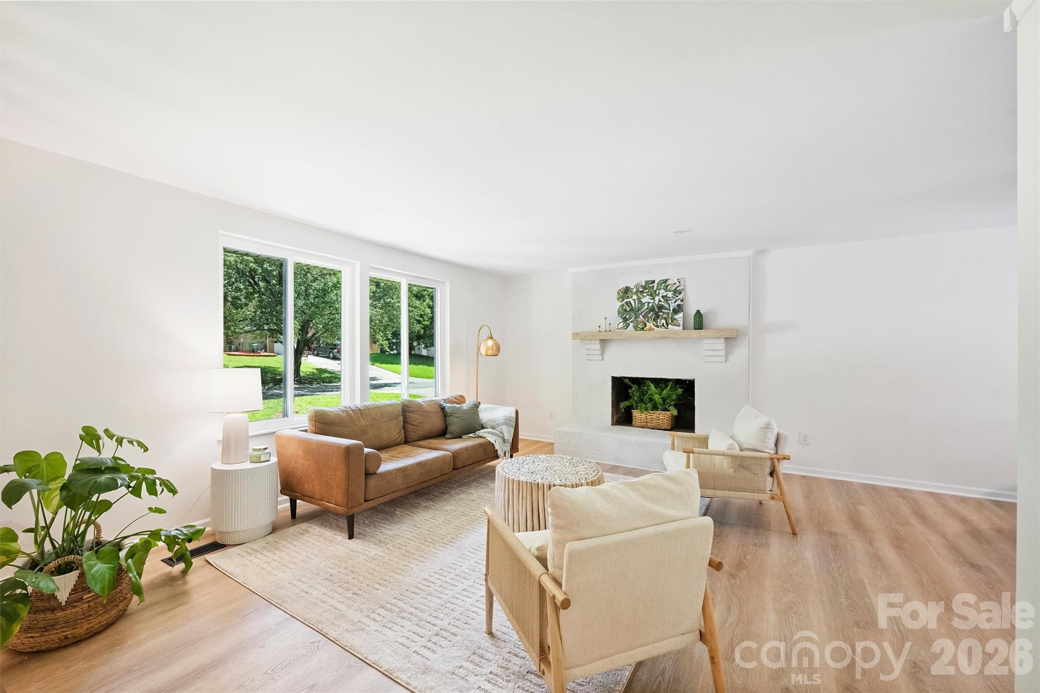 7323 Rollingridge Drive