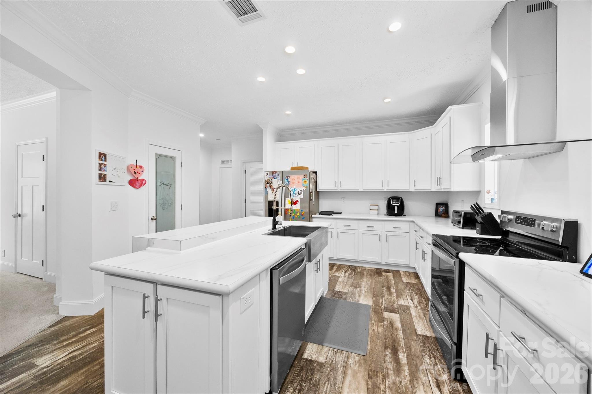 5236 Montana Circle NW