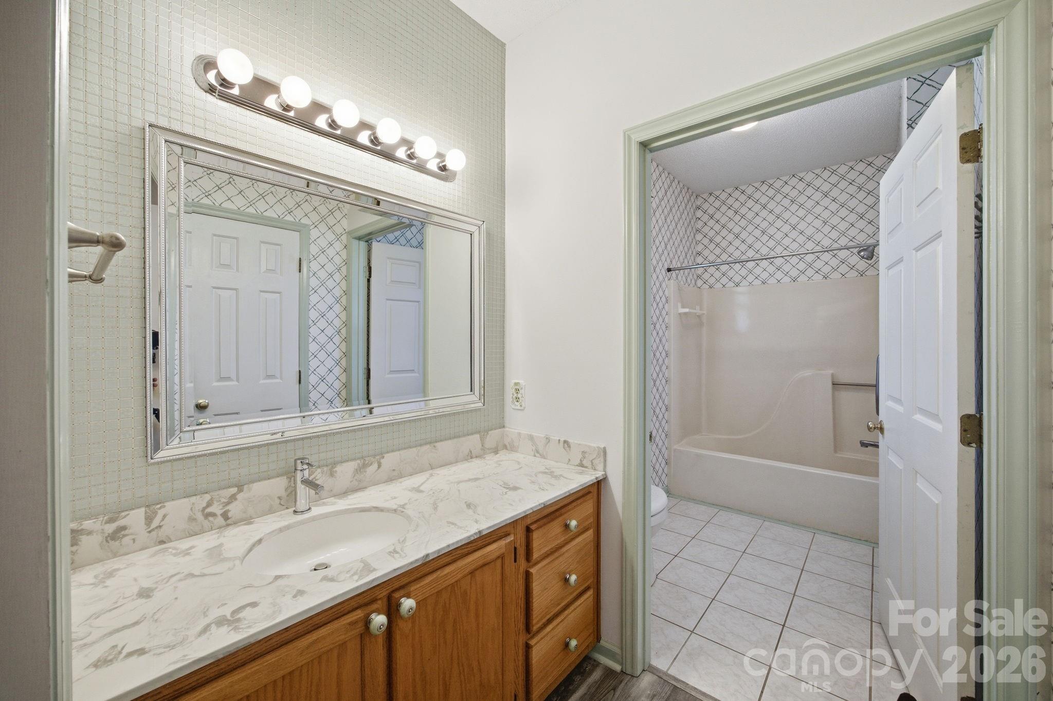 Twin Oaks - Residential