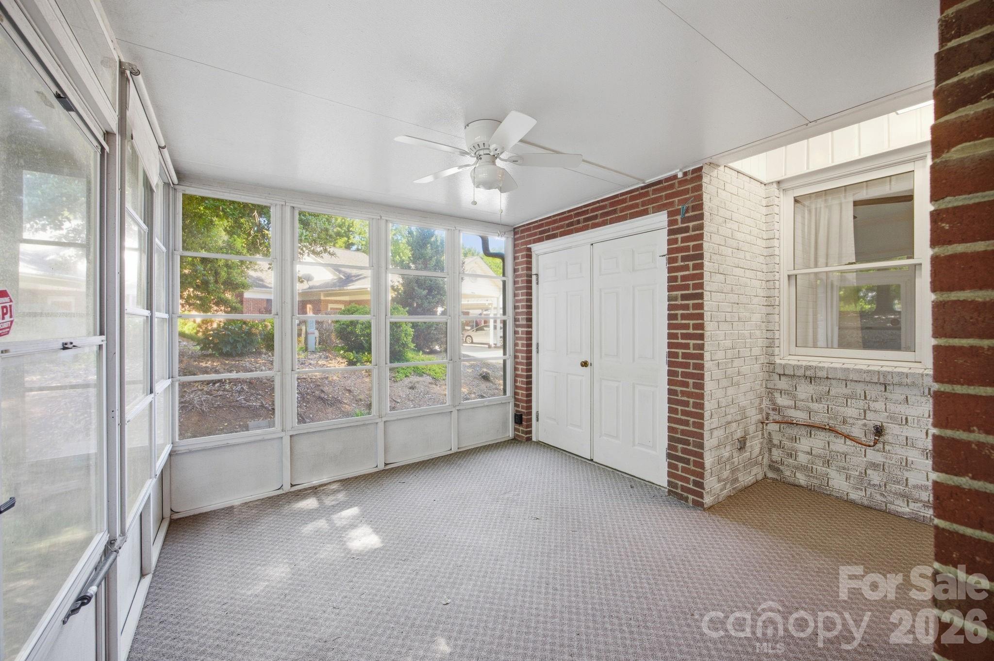 Twin Oaks - Residential