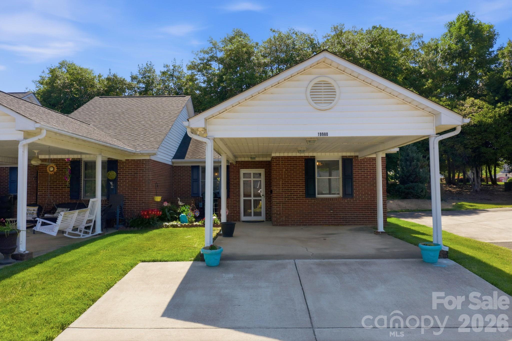 Twin Oaks - Residential