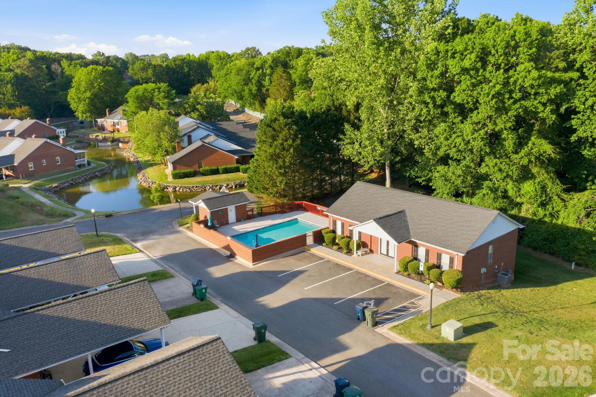 Twin Oaks - Residential
