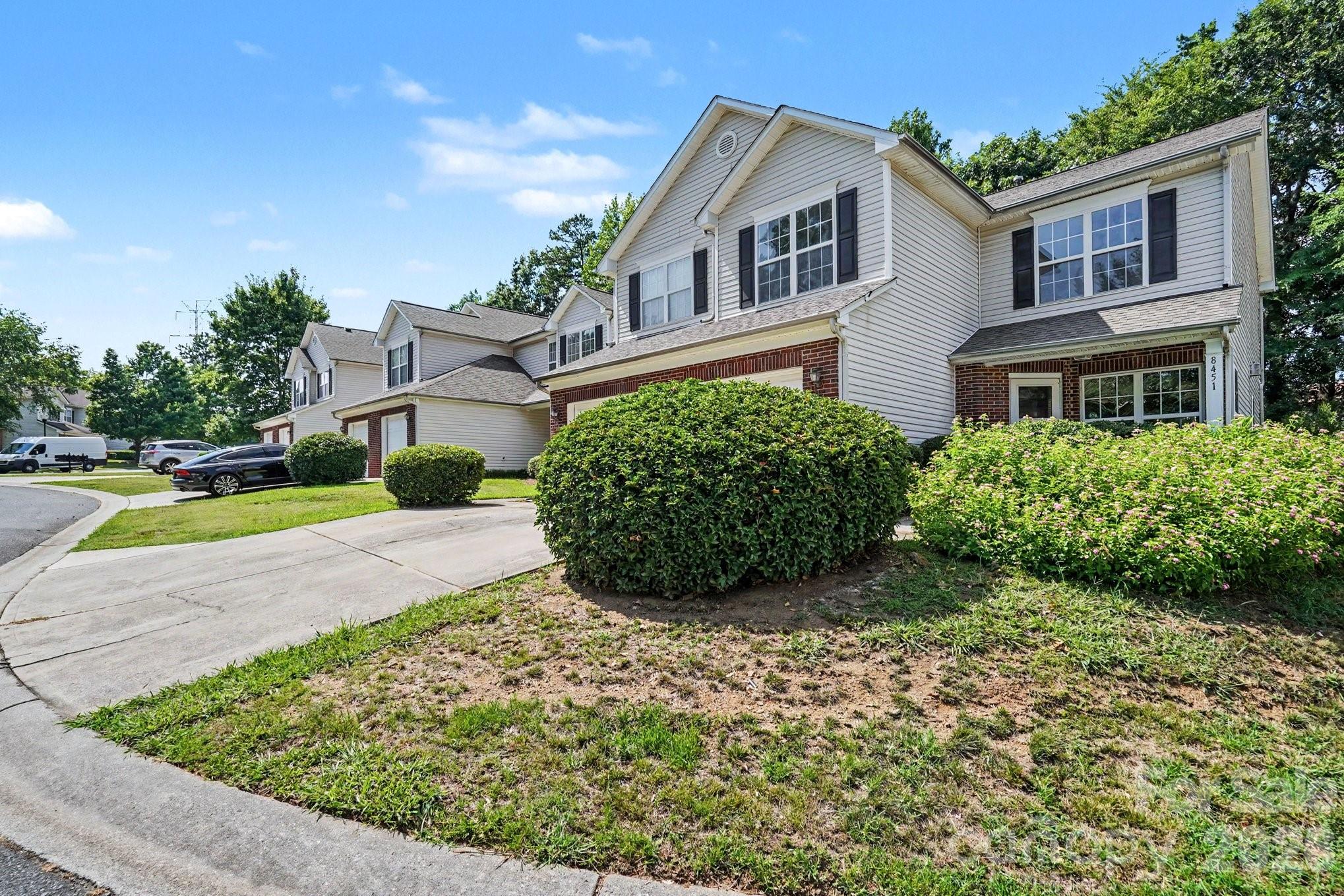 8451 Carolina Lily Lane