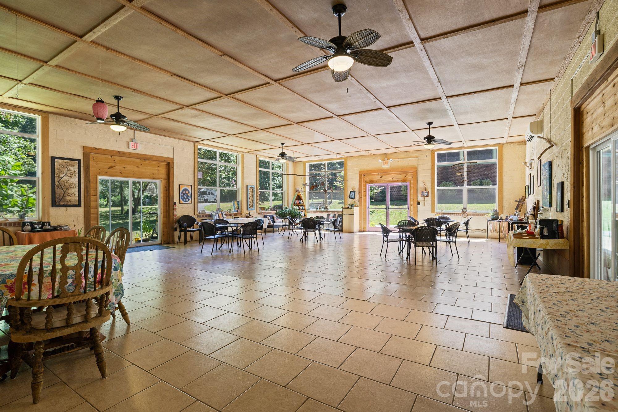 504 Mountain View Road