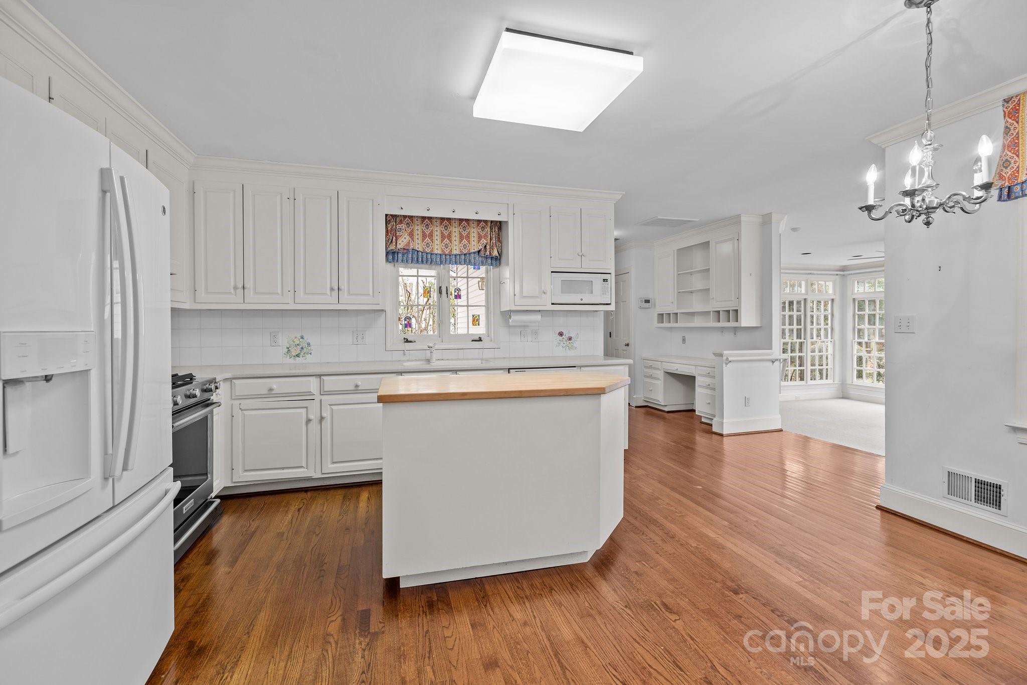 Barclay Downs - Residential